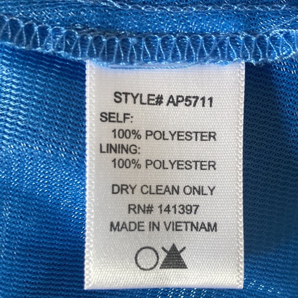 ASTR BLUE FLORAL ROMPER - Picture 8 of 8